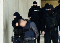 Δολοφονία Άγιος Δημήτριoς: Στο Ναυτοδικείο Πειραιά ο 20χρονος ναύτης για τον φόνο του 27χρονου