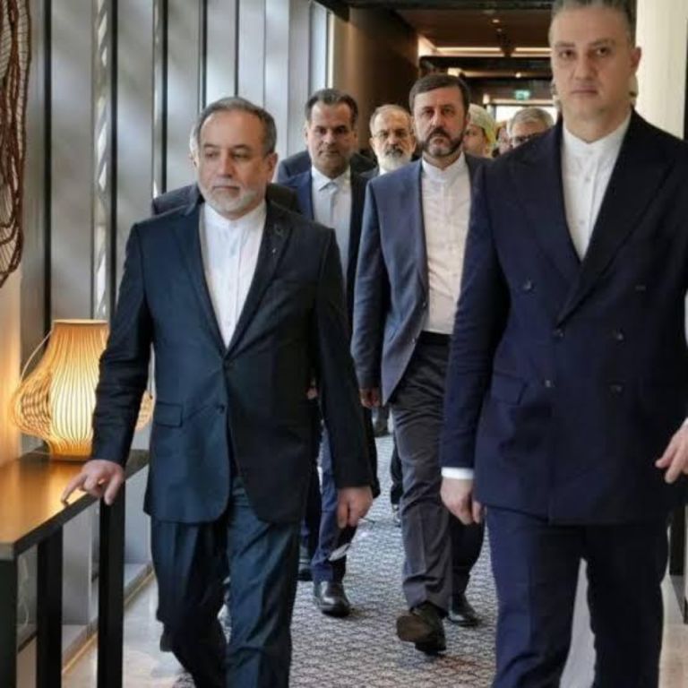  «Game changer» στο Ορμούζ: Η Τεχεράνη αμφισβητεί ανοιχτά την αμερικανική κυριαρχία.