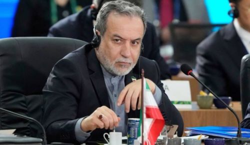 Ο Αραγτσί φρενάρει την αισιοδοξία: «Δεν υπάρχει ακόμη συμφωνία με τις ΗΠΑ»