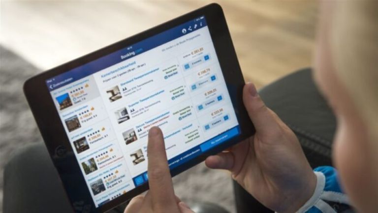 Απόφαση-ορόσημο για τη διαφάνεια στη διαδικτυακή αγορά κρατήσεων