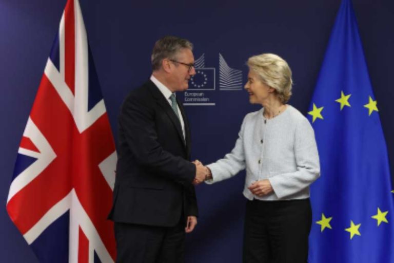 Brexit σε κρίση: Επιστροφή της Βρετανίας στην ΕΕ στο τραπέζι;