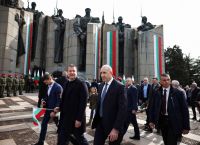 Bulgaria in Political Turmoil: High-Stakes Election Pits EU Alignment Against Pro-Russian Shift