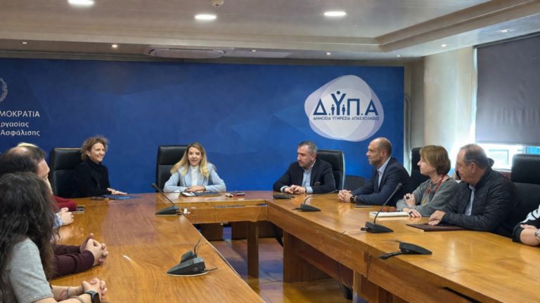 Συνεργασία ΔΥΠΑ – ΑΒΑΞ για ενίσχυση επαγγελματικής εκπαίδευσης και απασχόλησης στον κατασκευαστικό κλάδο