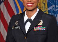 «CDC σε Κρίση»: Ο Τραμπ φέρνει τη Schwartz για να ελέγξει τον πόλεμο των εμβολίων