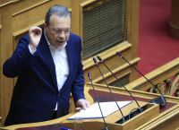 Φάμελλος κατά κυβέρνησης: «Μεσάζοντας του CVC και του καρτέλ φυσικού αερίου»