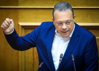 “Πρόταση-σοκ για δυσπιστία”: Φάμελλος καλεί ΠΑΣΟΚ να ρίξουν μαζί την κυβέρνηση