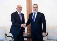 Η Άγκυρα Σε Επαφή με Ουάσιγκτον: Φιντάν–Μπάρακ Συζήτησαν για Συρία και Ασφάλεια