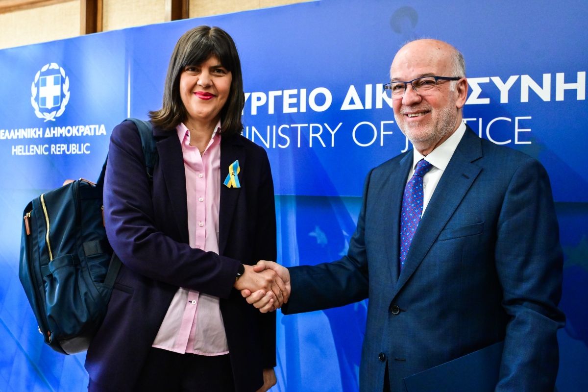 Φλωρίδης σε Κοβέσι:Να μην διαβιβάζονται σταδιακά οι δικογραφίες όπου φέρονται να εμπλέκονται πολιτικά πρόσωπα