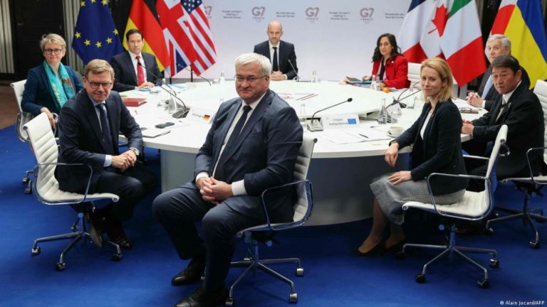 Αγκάθι για το Βερολίνο η αρχή της ομοφωνίας