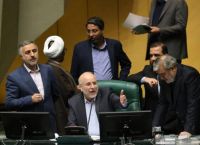 Πυρετός στον Περσικό: μυστικό τηλεφώνημα ΗΑΕ–Ιράν για να σωθεί η εκεχειρία