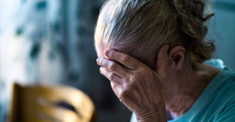 Οργή προκαλεί κακοποίηση 84χρονης στη Χίο από Βουλγάρα–«Γιατί με χτυπάς; δεν έκανα τίποτα» [vid]