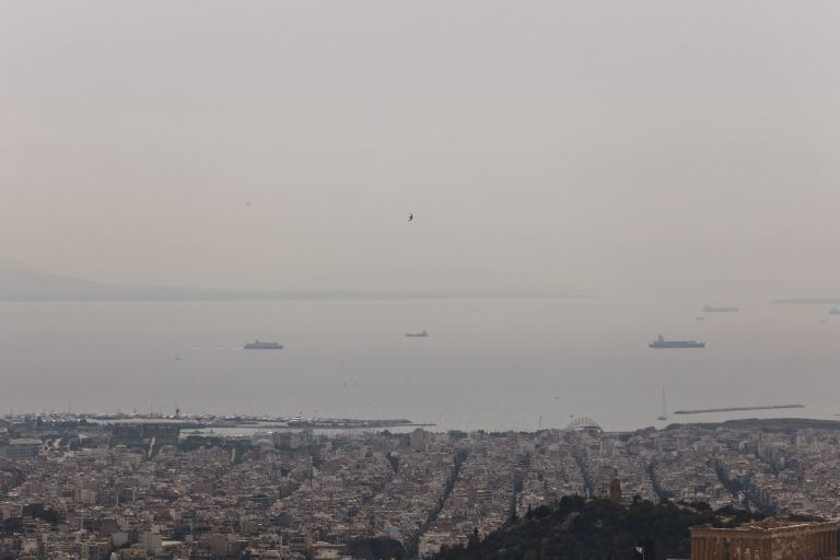 Καιρός σήμερα [16/4/26]: Αφρικανική σκόνη, σύννεφα,ζέστη-Πού θα σημειωθούν περιορισμένες λασποβροχές