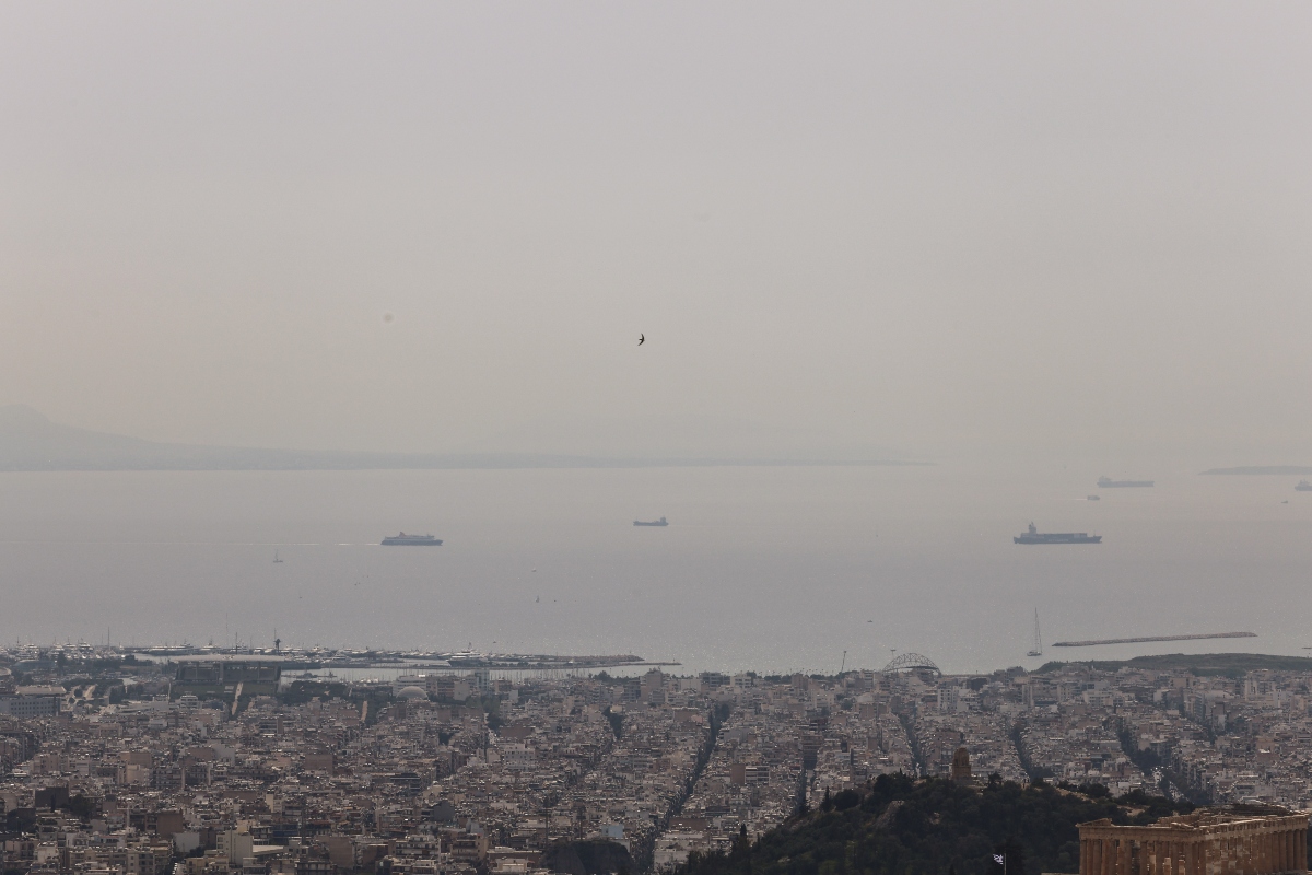 Καιρός σήμερα [16/4/26]: Αφρικανική σκόνη, σύννεφα,ζέστη-Πού θα σημειωθούν περιορισμένες λασποβροχές