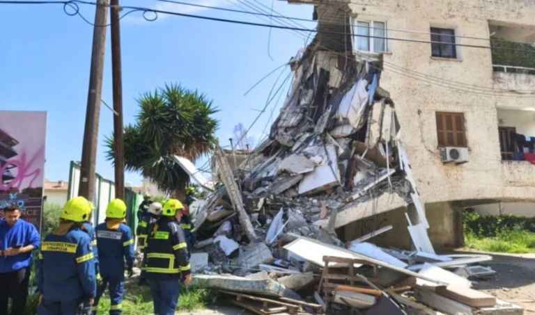 Κύπρος:Κατέρρευσε διώροφη πολυκατοικία στη Λεμεσσό-Στο νοσοκομείο 3 τραυματίες,πληροφορίες για εγκλωβισμένους