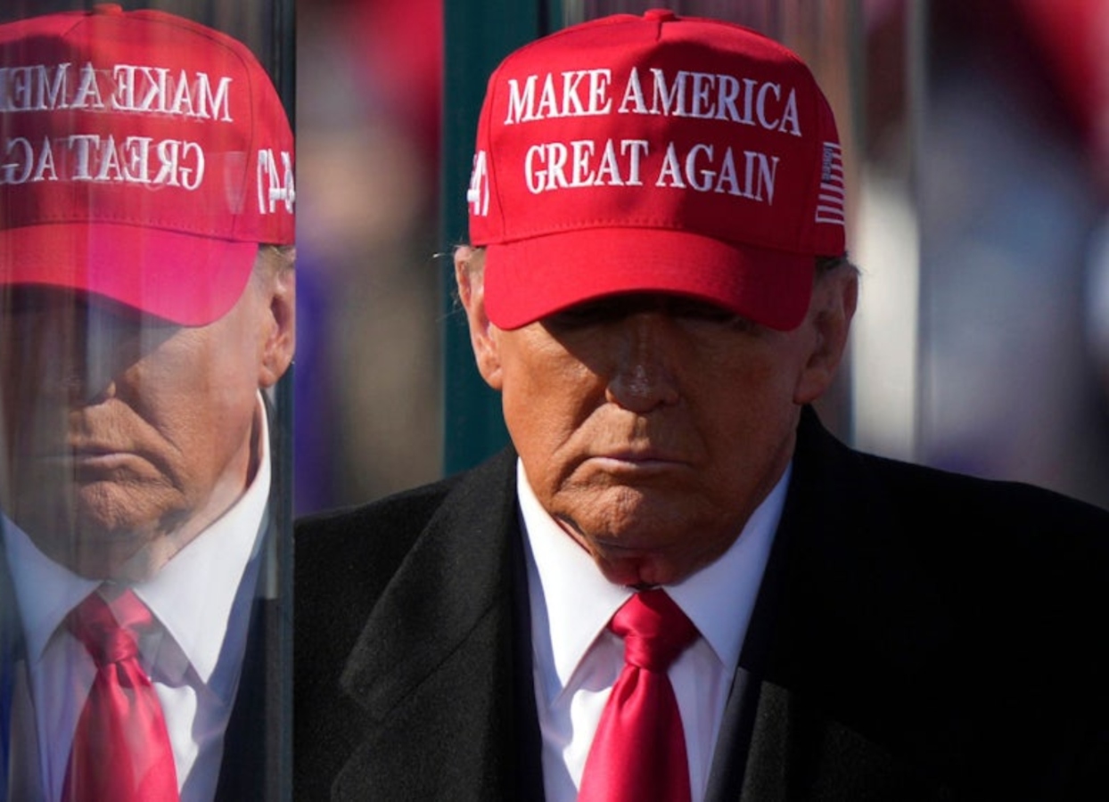 MAGA εναντίον Τραμπ: Γεωπολιτικό «σχίσμα» στο συντηρητικό στρατόπεδο των ΗΠΑ