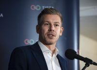 Ουγγαρία: Ο Μαγιάρ ξηλώνει το καθεστώς Όρμπαν από τις πρώτες ώρες