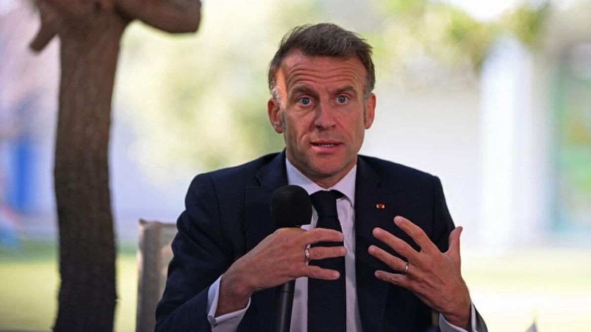 Le Parisien: «Θα είμαστε εκεί» – Ο Μακρόν εγγυάται στρατιωτική ασπίδα της ΕΕ