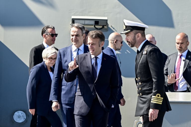 Μακρόν: Η συνομιλία με τον κυβερνήτη του “Κίμωνος” για την Κύπρο [vid]