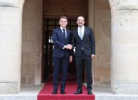 Ιστορική κάθοδος Μακρόν στην Κύπρο: Σαφές μήνυμα ισχύος και ευρωπαϊκής άμυνας