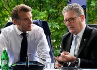 Παρίσι: Ρήγμα στη Δύση για τα Στενά του Ορμούζ – Σχέδιο ασφάλειας μετά τον πόλεμο υπό αμφισβήτηση