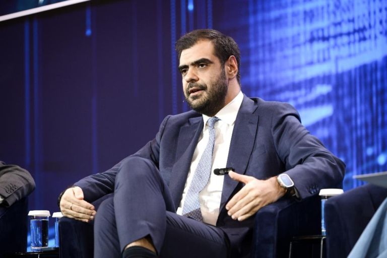 Ο Μαρινάκης βάζει φρένο στην ανθρωποφαγία: «Ο Μητσοτάκης θα αποφασίσει – Εκλογές στην ώρα τους»