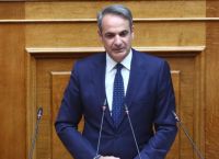 Μητσοτάκης στη Βουλή: «Φυγή προς τα εμπρός» ή πολιτική αντεπίθεση στη σκιά σκανδάλων;