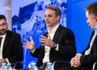 Μητσοτάκης: 36 δισ. και «επιτελικό κράτος» – μήνυμα ενότητας με αιχμές εντός ΝΔ