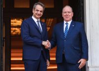 Τι συζήτησαν Μητσοτάκης και πρίγκιπας Αλβέρτος του Μονακό στο Μέγαρο Μαξίμου