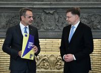 Ντομπρόφσκις σε Μητσοτάκη: Εντυπωσιακή πρόοδος της Ελλάδας σε μεταρρυθμίσεις, χρέος και ανεργία