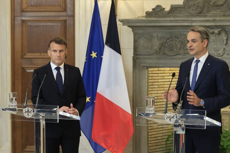 Live οι δηλώσεις Μητσοτάκη και Μακρόν