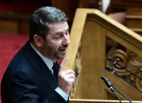 Δυσπιστία στην κυβέρνηση ή δοκιμή ισχύος; Το ΠΑΣΟΚ μπροστά στο ρίσκο