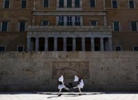 ΟΠΕΚΕΠΕ: Πολιτική καταιγίδα με 11 βουλευτές – Σενάρια ρήξεων και «σιωπηρών» απομακρύνσεων