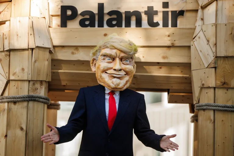 Palantir και «τεχνοφασισμός»: Σάλος για το μανιφέστο στρατού, AI και «Δύσης»