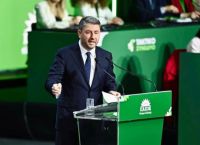 ΠΑΣΟΚ: «Όχι» σε πρόταση δυσπιστίας, σχέδιο πίεσης με ΟΠΕΚΕΠΕ και υποκλοπές