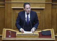 Πέτσας: Ασυμβίβαστο υπουργού–βουλευτή για ισχυρό Κοινοβούλιο [vid,pics]