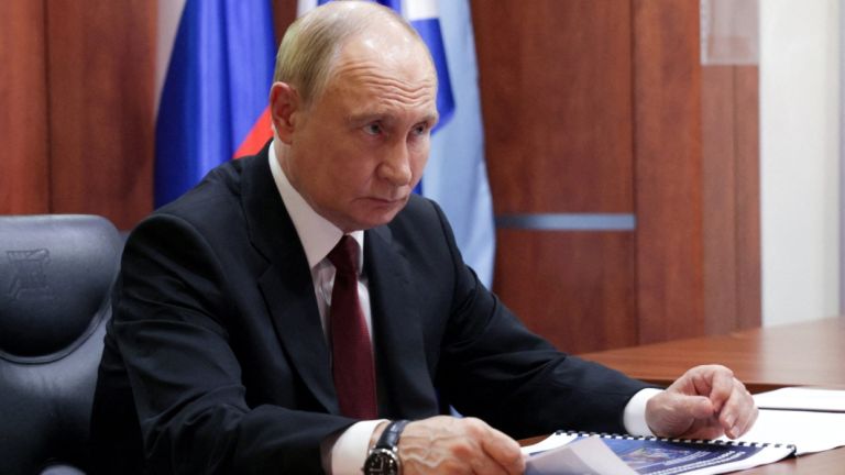 Η ΕΕ βλέπει «παράθυρο» για κυρώσεις κατά Ρωσίας μετά τις εξελίξεις σε Ορμπαν και ΗΠΑ