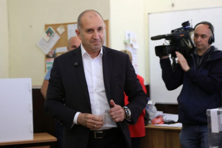 Σοκ στην ΕΕ: Ο Ράντεφ σαρώνει – Προς Ρωσία ή προς Βρυξέλλες η Βουλγαρία;