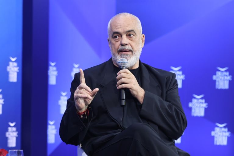 Έντι Ράμα: Έκανα χιούμορ όταν είπα ότι δεν είστε απόγονοι του Πλάτωνα- Τι είπε για τον Μπελέρη