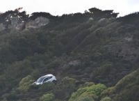 Θρίλερ στη Ρόδο: 45χρονος επιχείρησε να ρίξει στον γκρεμό ΙΧ όπου επέβαιναν η σύζυγος και το παιδί του