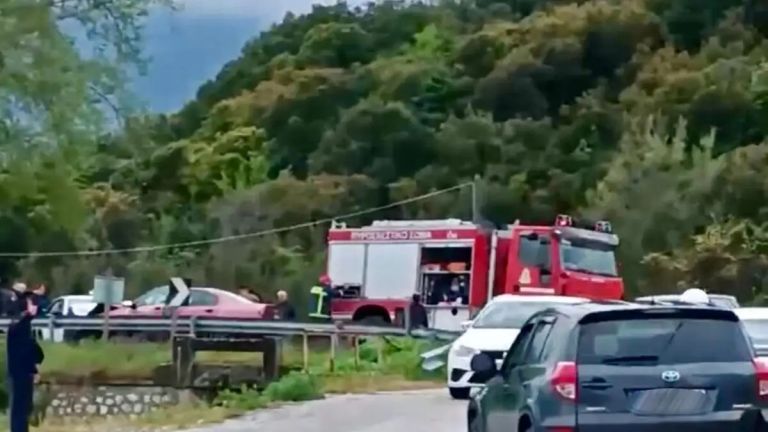 Σοκ στην Καβάλα: 3χρονο παιδάκι έχασε τη ζωή του μετά από σύγκρουση ταξί με αυτοκίνητο