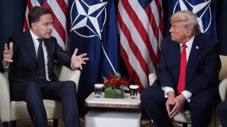 «Το ΝΑΤΟ δεν θα είναι εκεί»: Οργή Τραμπ και σχέδιο “τιμωρίας” που αλλάζει τον χάρτη της Ευρώπης