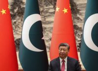 Κίνα Πακιστάν παρουσιάζουν ειρηνευτική πρωτοβουλία για το Ιράν:άμεσος τερματισμός μέτρων και άνοιγμα Ορμούζ