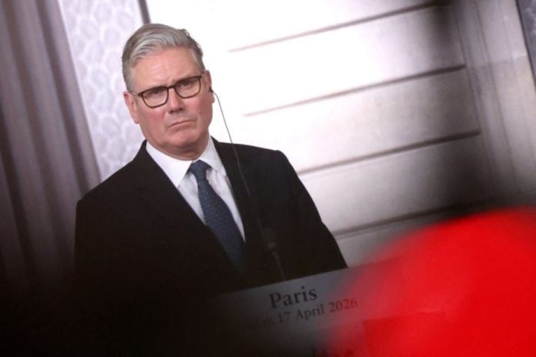 «Συνασπισμός 12+ χωρών για το Ορμούζ» – Στάρμερ: πολυεθνική αποστολή για τη ναυσιπλοΐα