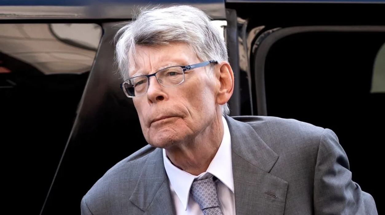 Η «πρόβλεψη» του Στίβεν Κινγκ για τον Τραμπ: «Θα δούμε στους επόμενους 12-16 μήνες»