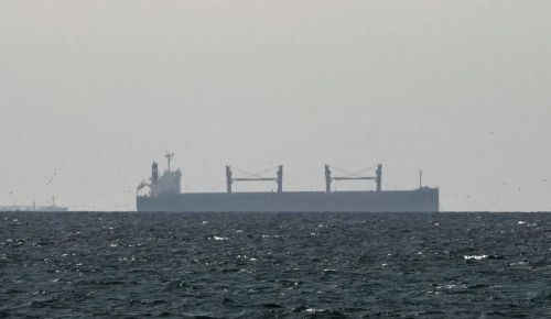 Στον «πάγο» η εκεχειρία: ΗΠΑ καταλαμβάνουν ιρανικό πλοίο – Τεχεράνη υπόσχεται αντίποινα