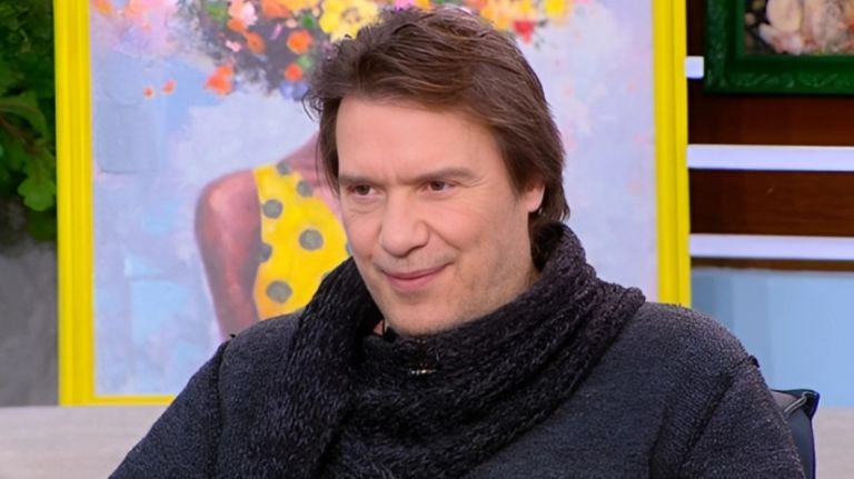 Χαμός!Ο Στράτος Τζώρτζογλου «καρφώνει» τη Μαριόλα – «Φιλήθηκε με άλλον που γνώριζε 3 μέρες!»