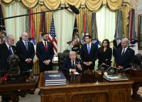 TRUMP HITS “PAUSE” IN MIDDLE EAST WAR: 3-Week Ceasefire, No Rush on Iran Deal