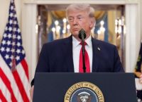 Τραμπ στο χείλος της καταστροφής: «Χτυπάμε Ιράν ή δίνουμε μία τελευταία ευκαιρία;»