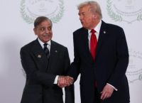 Γιατί μόνο το Πακιστάν μπορούσε να φέρει σε συμφωνία ΗΠΑ και Ιράν–Ο στρατηγικός ρόλος που δεν περίμενε κανείς