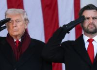 Εκεχειρία με το Ιράν δεν σβήνει τις εκκλήσεις των Δημοκρατικών για απομάκρυνση του Τραμπ